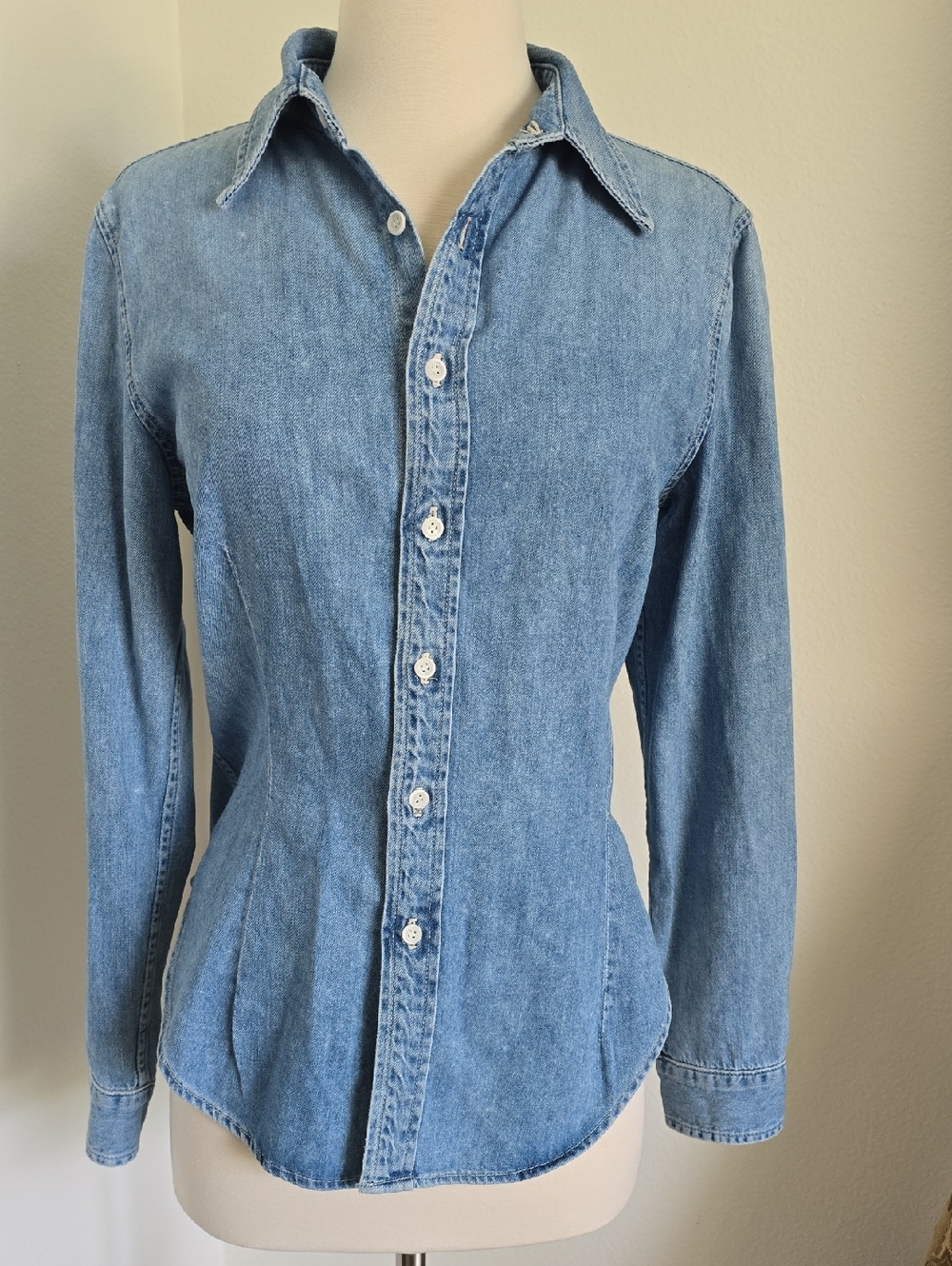 MOTHER Itty Bitty Pinchie Frenchie Light Blue Denim Shirt
